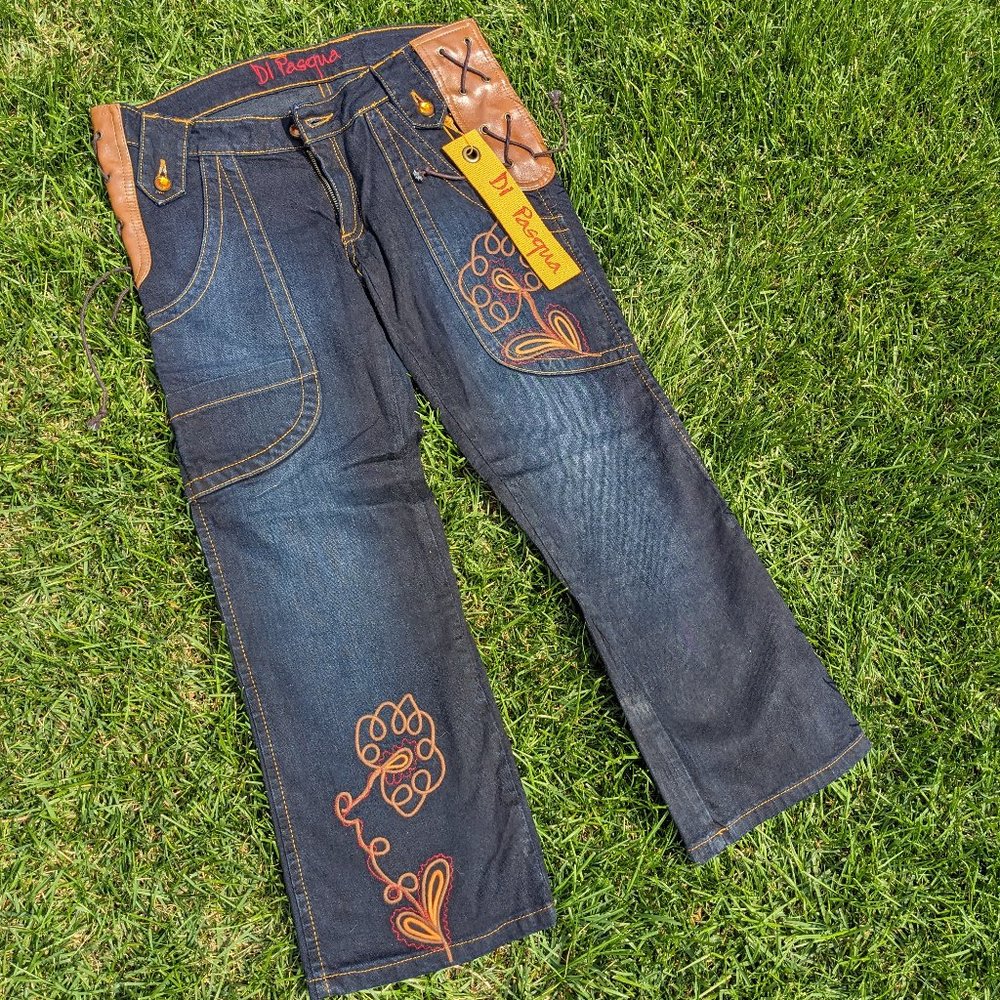 Y2k low rised capri jeans with embroidery